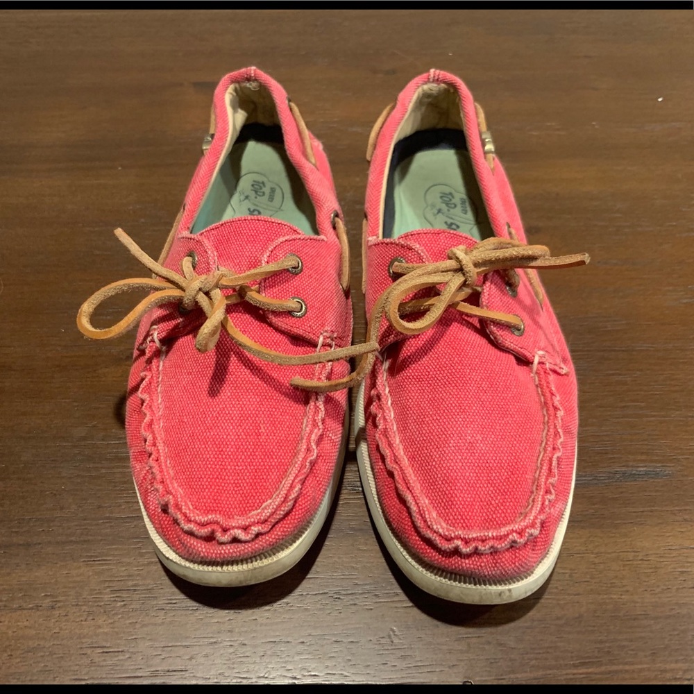 {Sperry} Tougher Coral Canvas Boat Shoes
